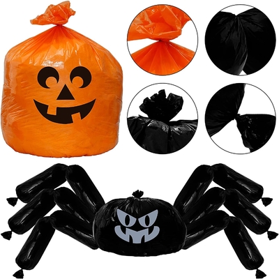 La foglia enorme del prato inglese della zucca del ragno di Halloween insacca la decorazione del partito
